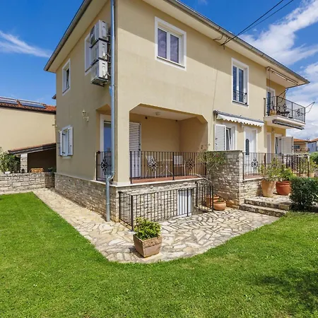 Ester-2 By Interhome Apartmán *