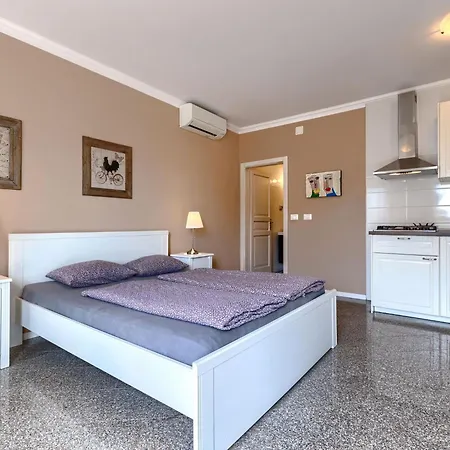 Ester-2 By Interhome Apartamento